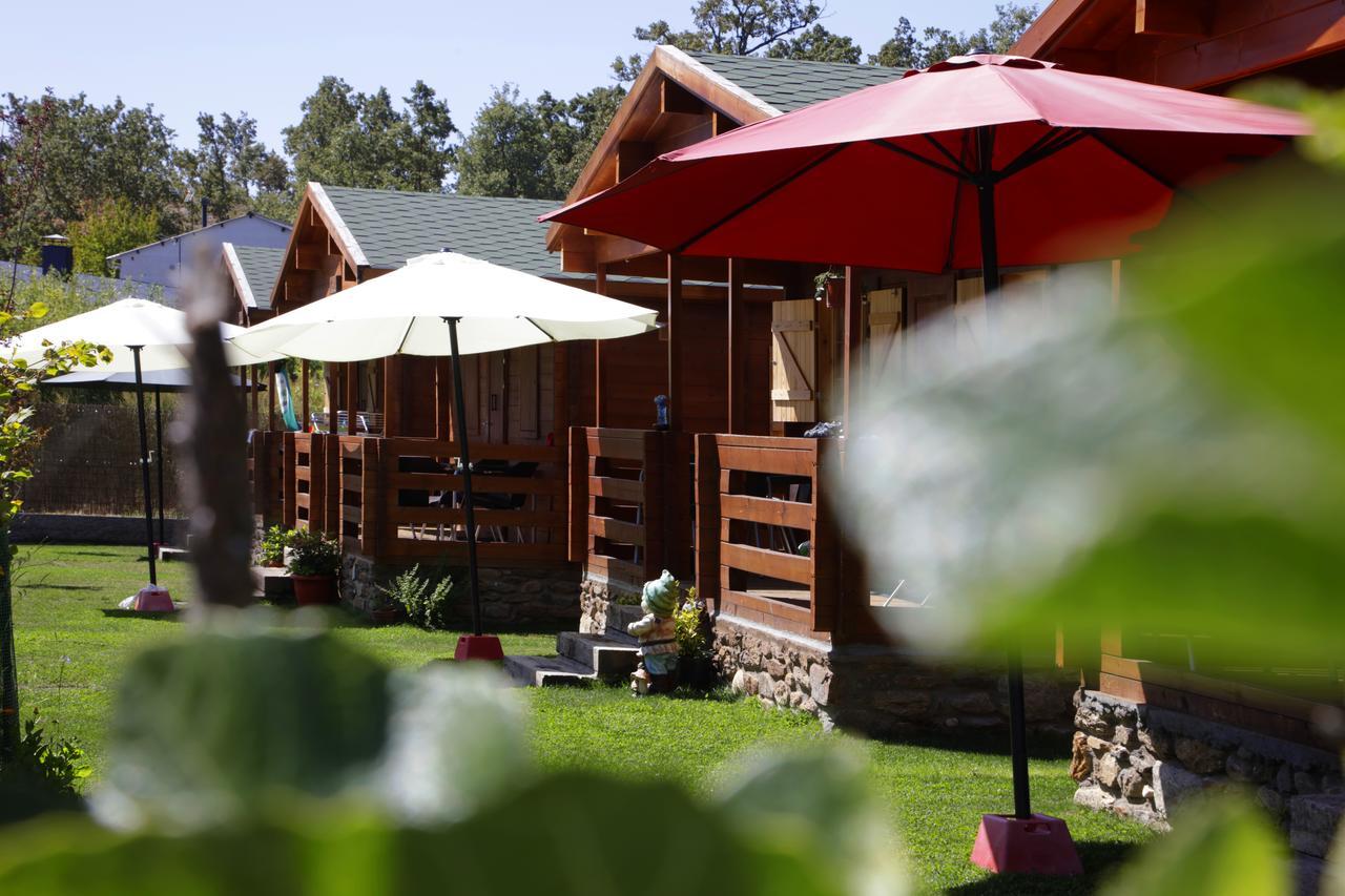 Cabanas Madarsu Vigo de Sanabria Extérieur photo